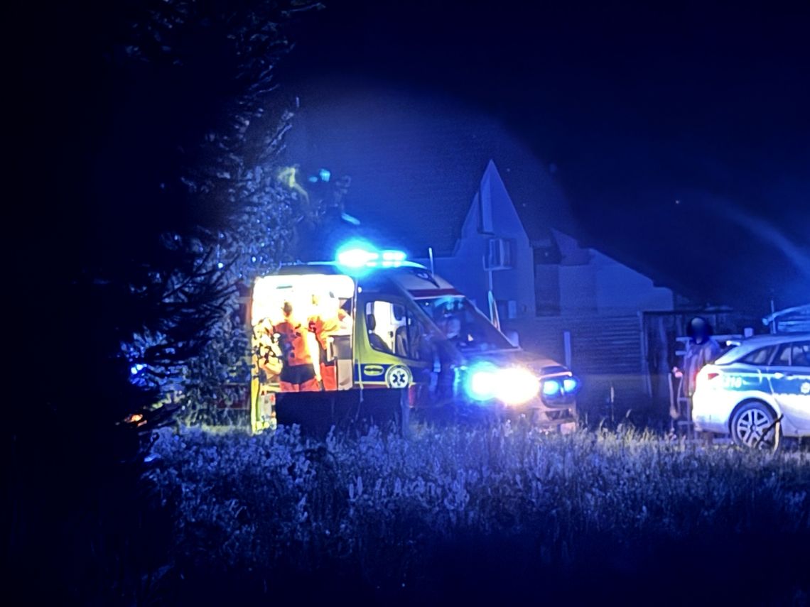 Nocny wypadek w Potoku. 18-latka w Seacie potrąciła rowerzystę