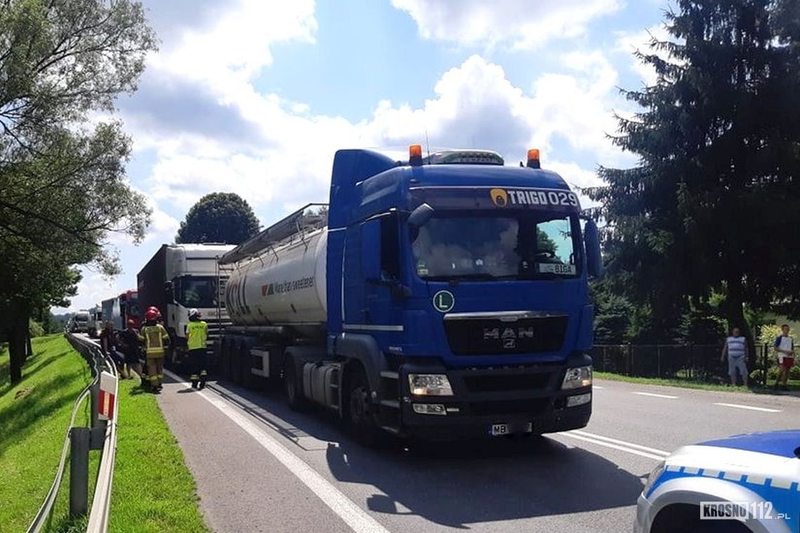 ? Zderzenie trzech ciężarówek w Tylawie na DK19