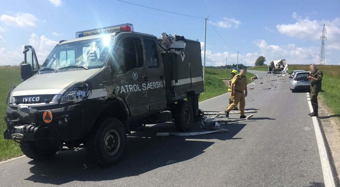 Zderzenie w Humniskach. Wojskowe iveco przewoziło niewybuch