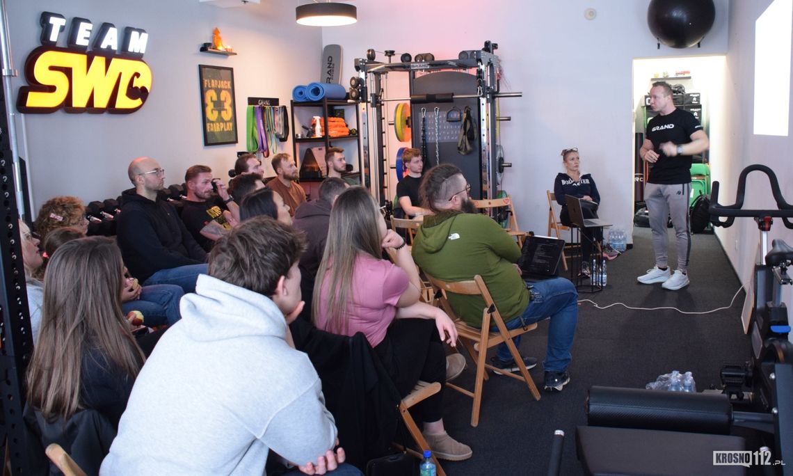 Zdrowie zamiast kanapy. Szymon Moszny poprowadził warsztaty w Studio Team SWD