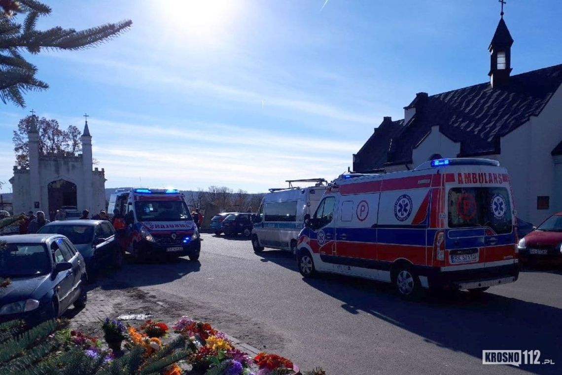 ZRĘCIN: Potrąciła dwie osoby na przycmentarnym parkingu