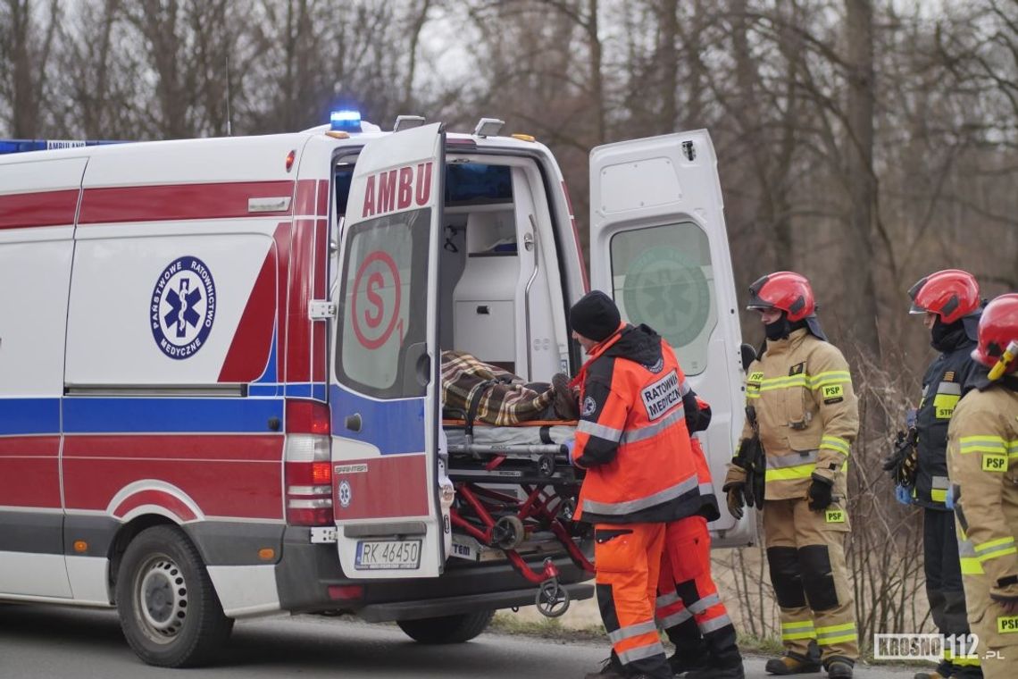 ZRĘCIN: Stracił panowanie nad pojazdem i zjechał z drogi
