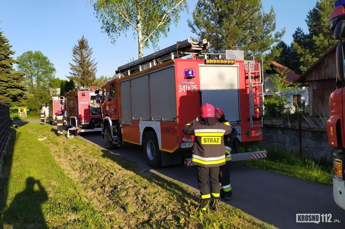 ZRĘCIN: Strażacy wezwani do pożaru budynku