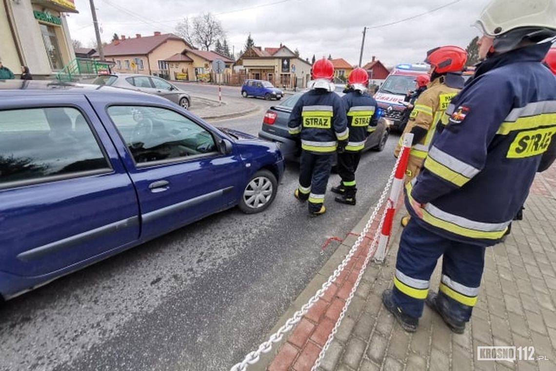 ZRĘCIN: Zderzenie dwóch pojazdów na skrzyżowaniu