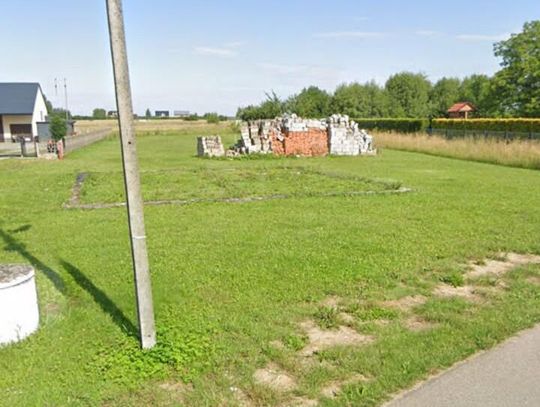 Sprzedam działkę budowlaną 20 arów