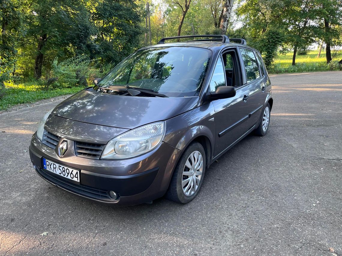 Renault Scenic 1.9dci 120km skrzynia 6