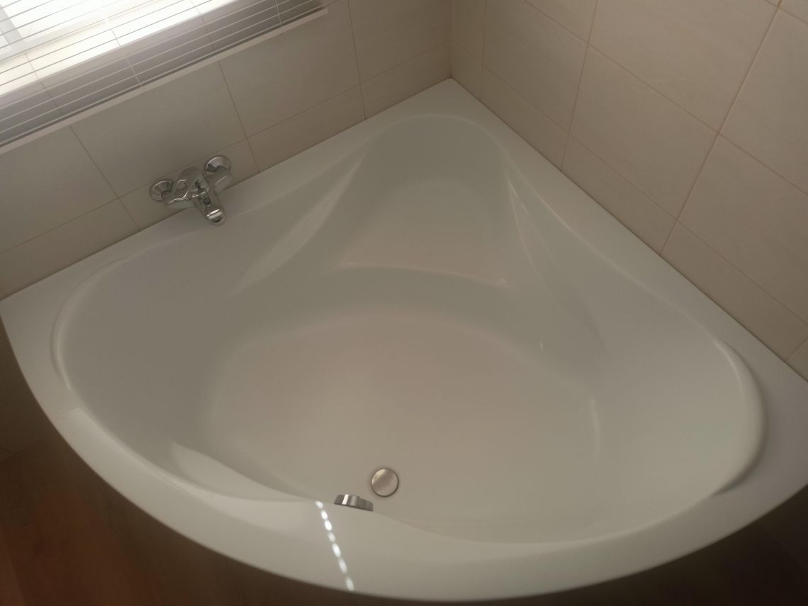 wanna symetryczna 140x140 wanna symetryczna 140x140