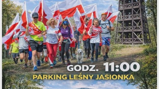 Plakat V Marszobiegu na Górę Cergową 2 maja 2026 z biegaczami niosącymi polskie flagi