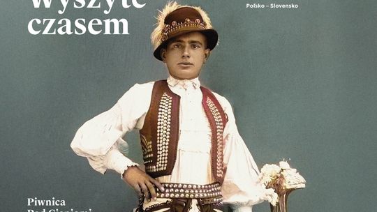 „Wyszyte czasem” – opowieść o tradycji i tożsamości w krośnieńskiej galerii