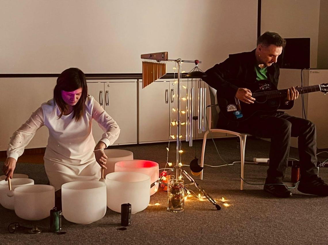 Koncert sensoryczny duetu Światłonoc Koncert sensoryczny duetu Światłonoc