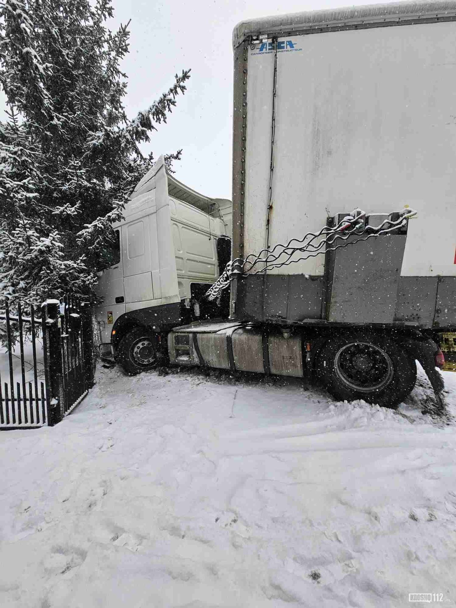 Fatalne Warunki Na Drogach Seria Kolizji W Powiecie Krośnieńskim 3347