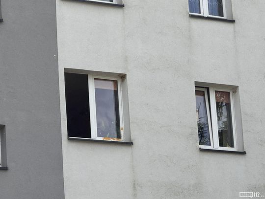 Gaz ulatniał się w jednym z mieszkań bloku przy Szklarskiej