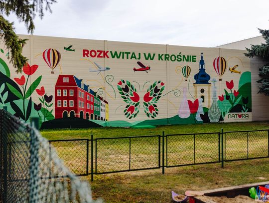 Mural RozkWITAJ w Krośnie