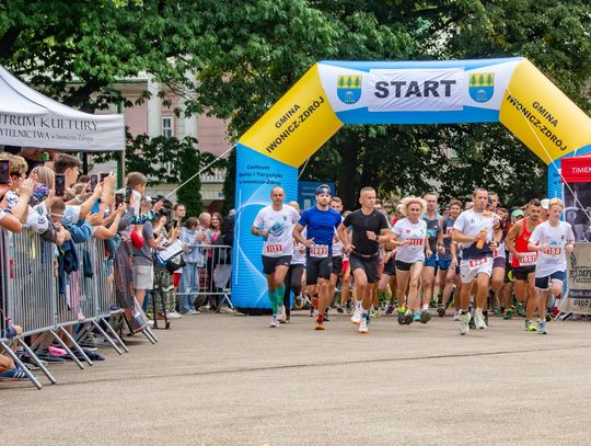 Biegli, bawili się i pomagali. Ponad 100 tys. zł dla 7-letniej Lenki