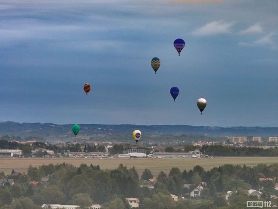 Balonowe Mistrzostwa Świata. Piątkowy lot treningowy w deszczu