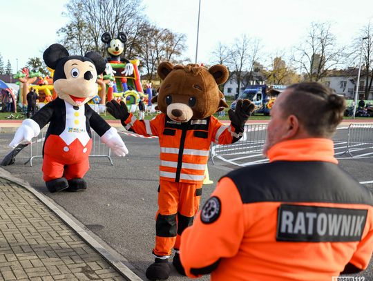 Piknik Wolontariatu i Bezpieczeństwa na Bursakach. Pokazy, rajdówki i atrakcje dla rodzin [ZDJĘCIA]